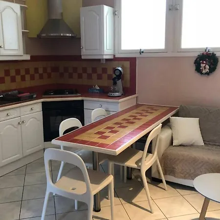 Escale A Apartamento *